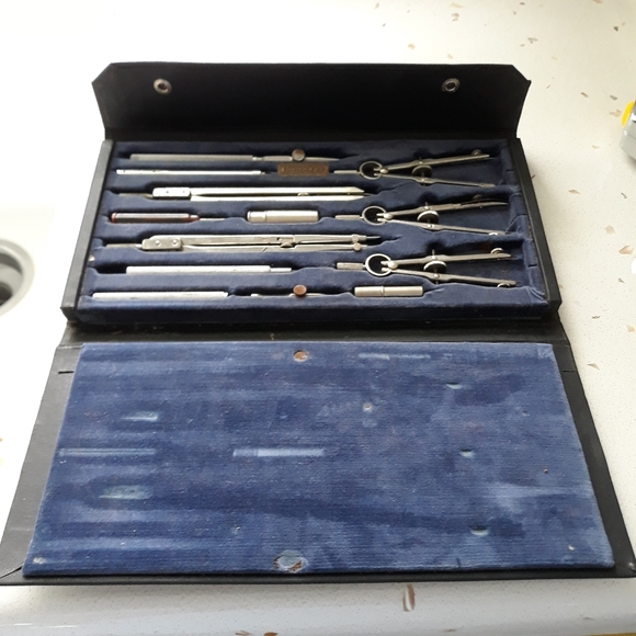 Vintage drafting tool set - Picture 1 of 4